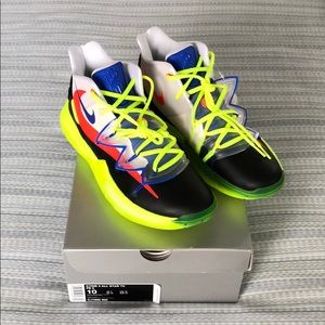 BRAND-SPANKIN’ NEW! KYRIE 5 ALL STAR TV